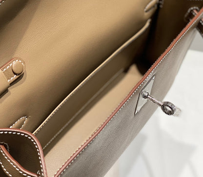 HM Kelly Elan 27cm Bolso de mano de cuero marrón