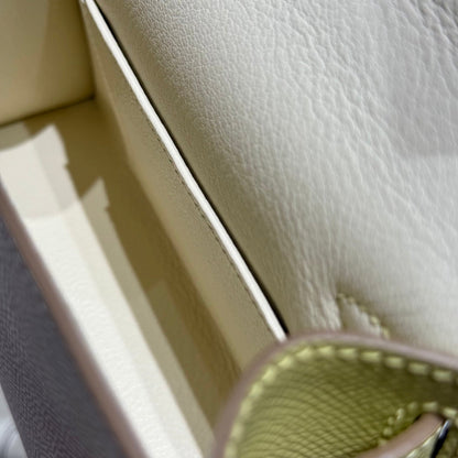 Batidora HM Mini Kelly 19 blanca Epsom 243206