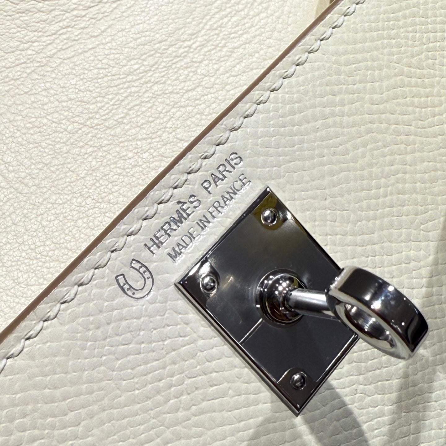Batidora HM Mini Kelly 19 blanca Epsom 243206