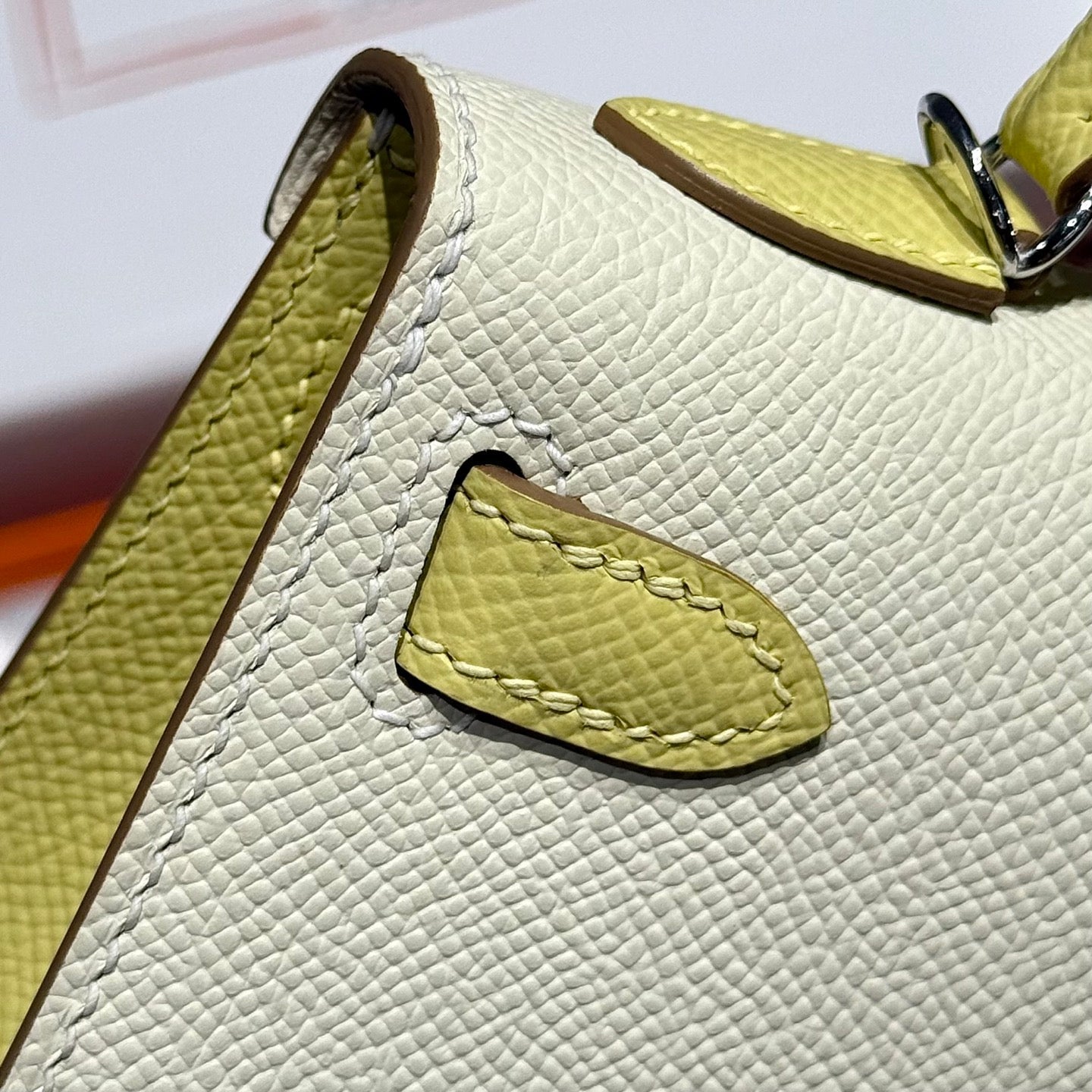 Batidora HM Mini Kelly 19 blanca Epsom 243206