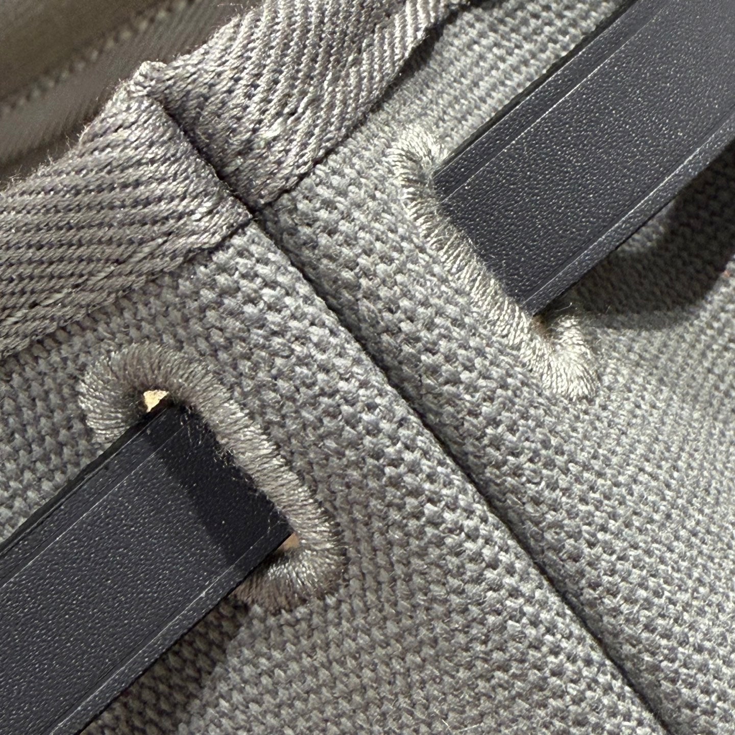 Bolso HM Mini Herbag Gold Buckle 20 en lona gris y piel de vacuno Hunter 243270