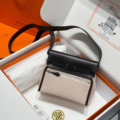 HM Mini Herbag Silver Buckle 20 Lona beige y piel de vacuno Hunter 243241