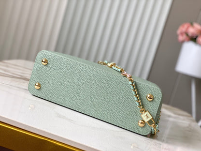 Capucines mm 31,5 verde beige piel de becerro herrajes dorados
