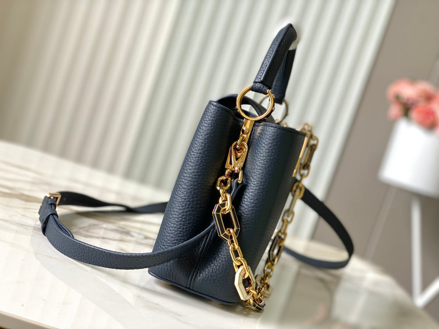 CAPUCINES BB 27CM DARK BLUE TAURILLON LEATHER