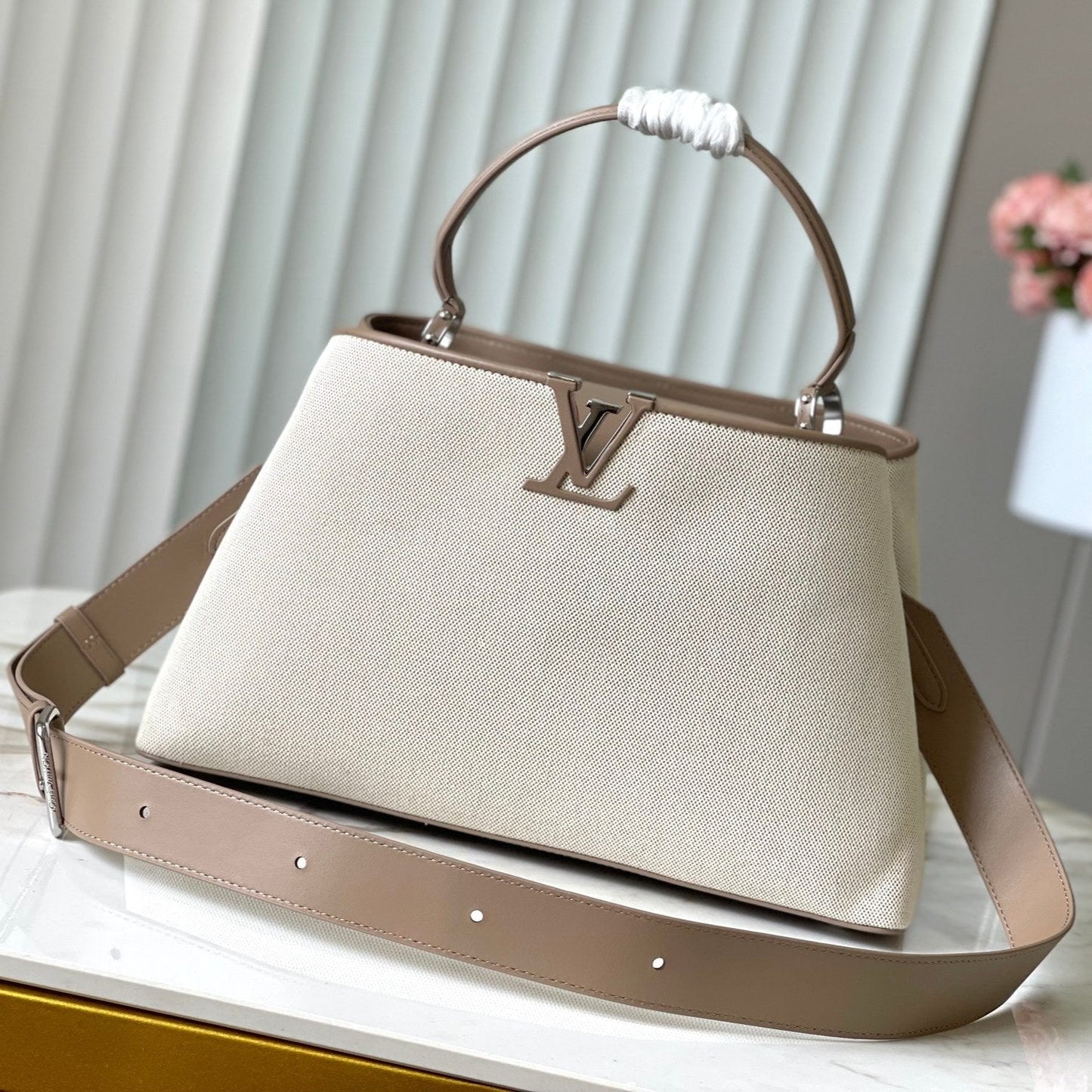 CAPUCINES GM 38CM LONA BEIGE PIEL DE BECERRO MARRÓN