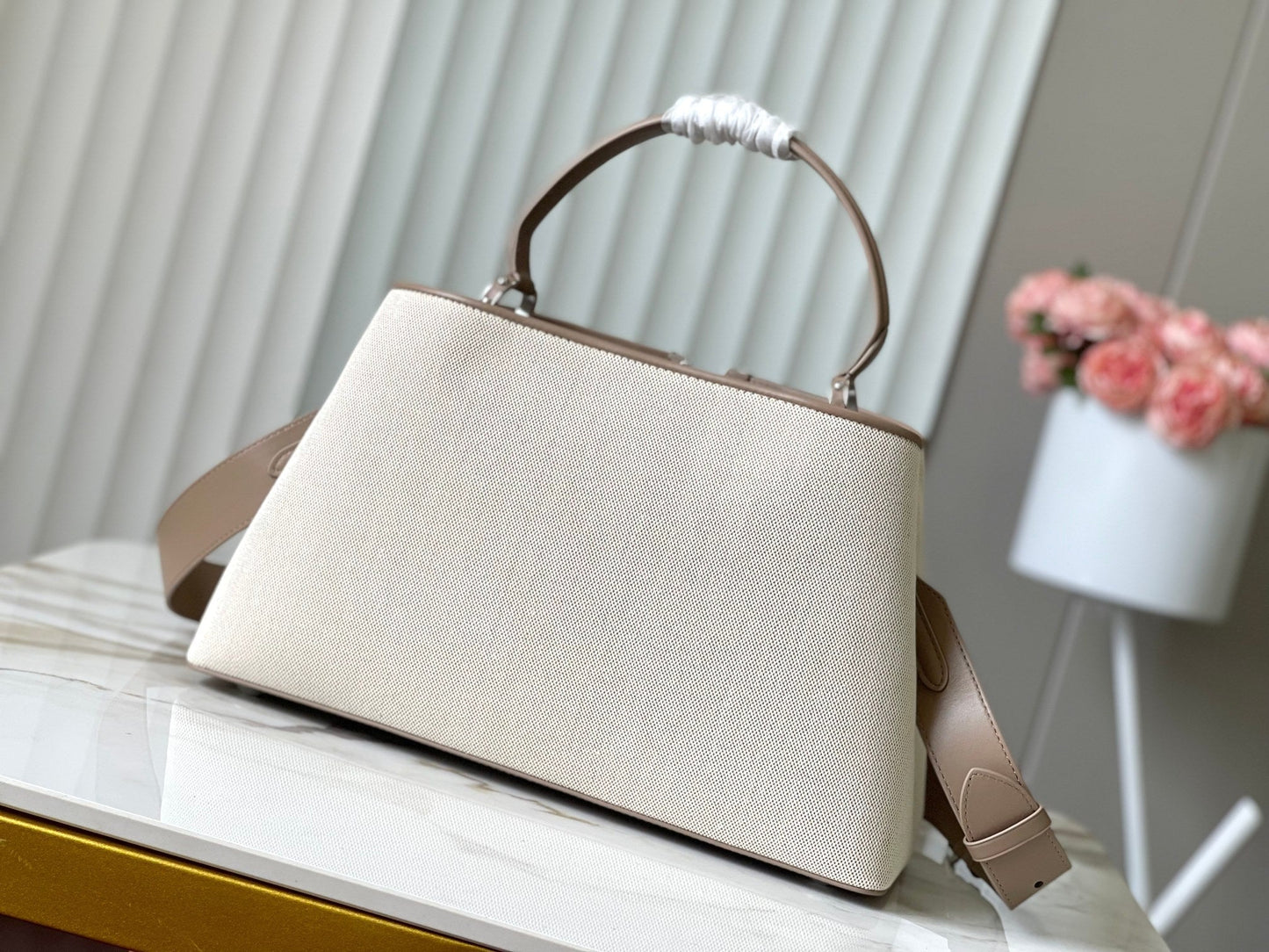CAPUCINES GM 38CM LONA BEIGE PIEL DE BECERRO MARRÓN