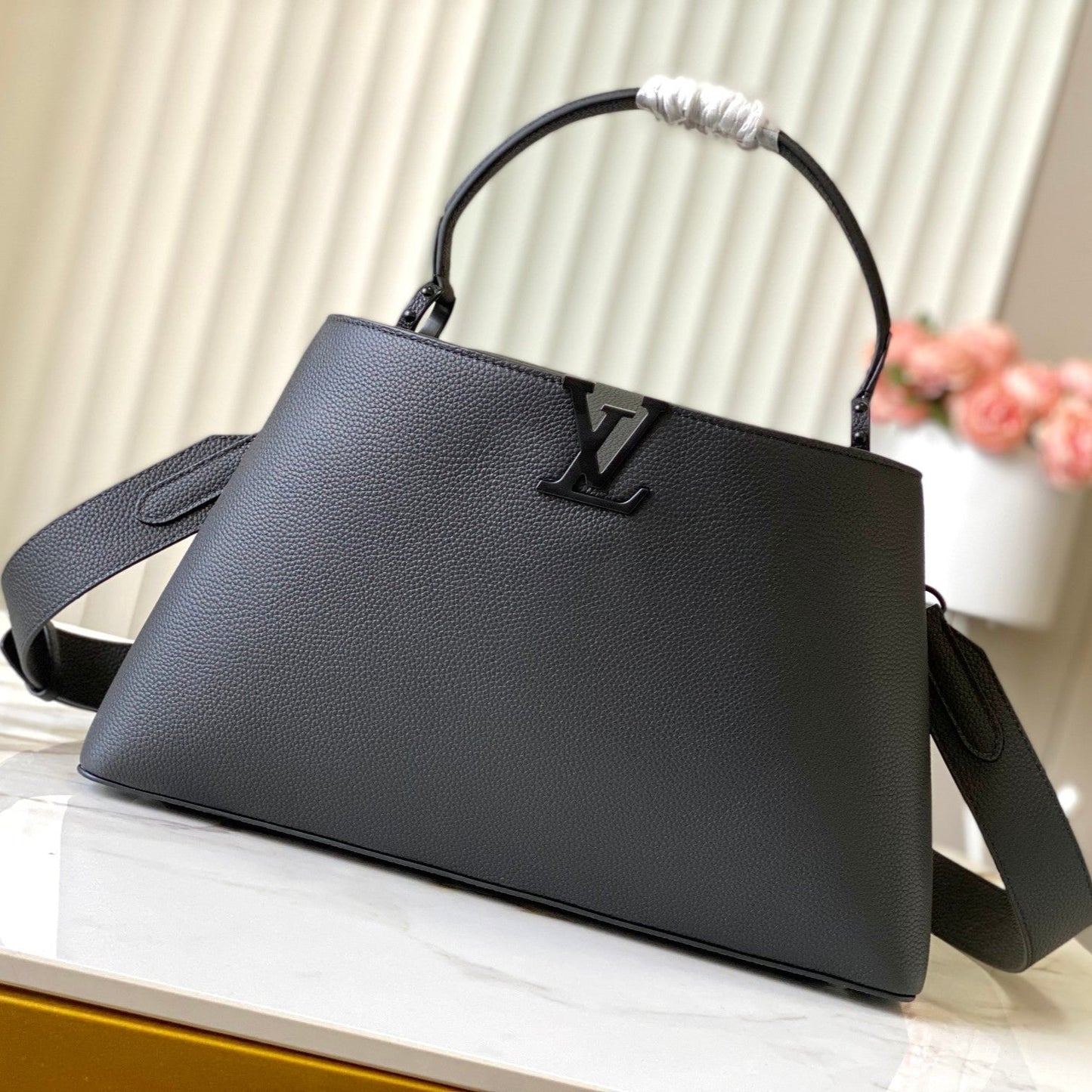 CAPUCHINAS GM SOPA 38 EN TAURILLON NEGRO