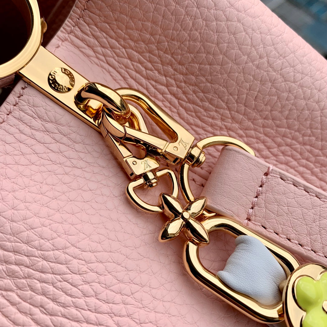 capucines mm 31.5 pink taurillon leather mop gold hardware