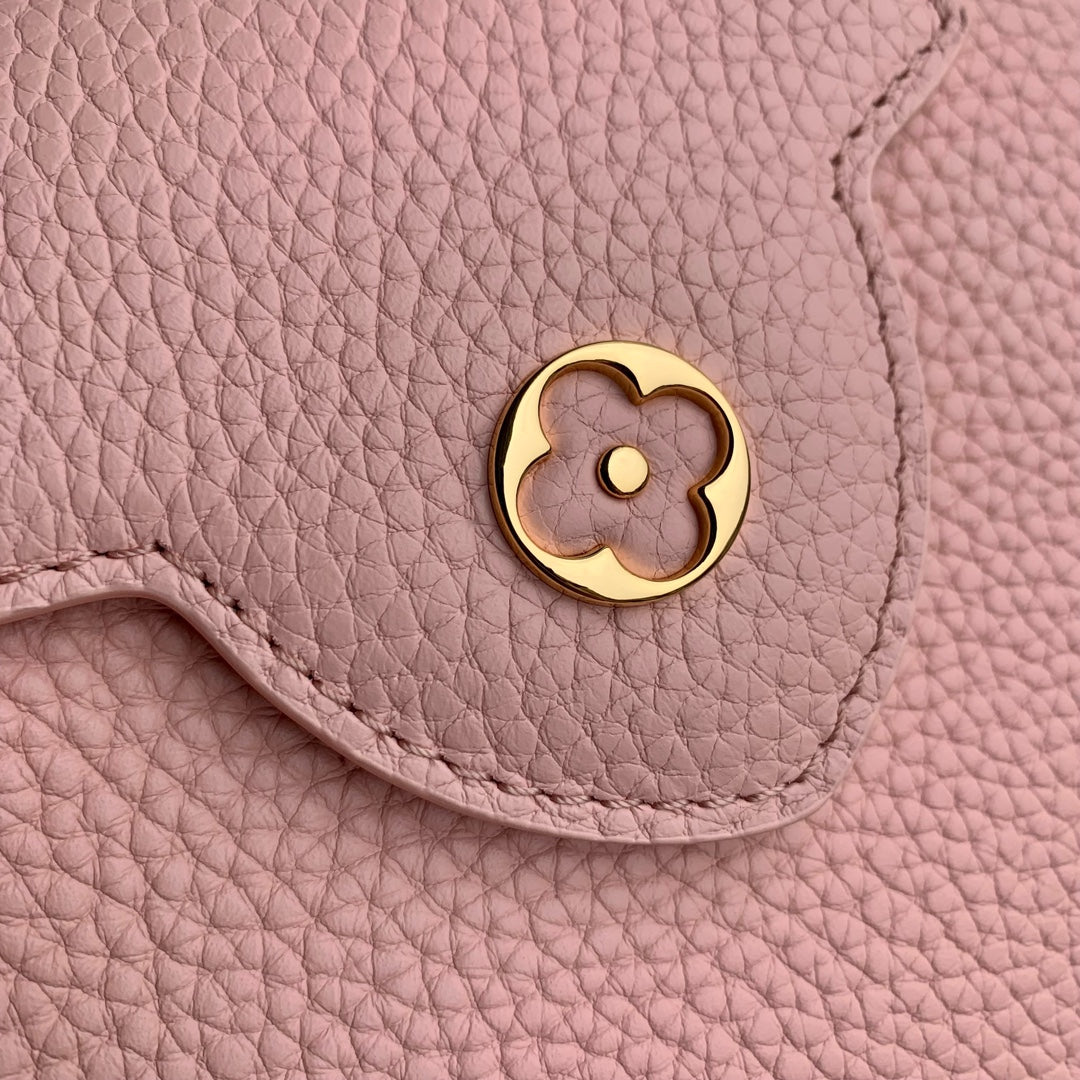 Capucines Mini 21, piel de becerro rosa, herrajes dorados