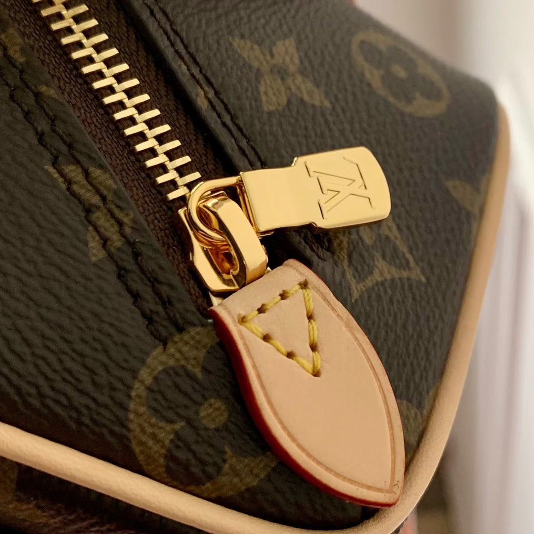 juste au cas où 13 cm toile monogramme noire cuir de veau beige