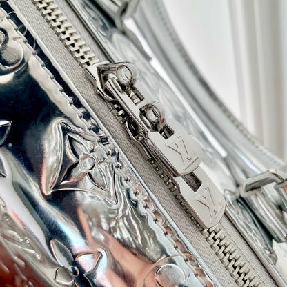 SPEEDY BANDOULI¨¨RE 20 IN SILVER MONOGRAM EMBOSSED CALFSKIN