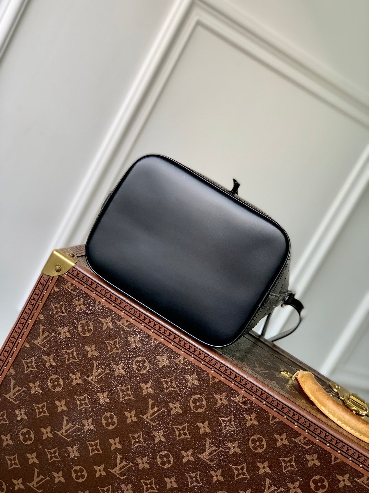 NO¨¦ BB 20 IN BLACK EPI LEATHER