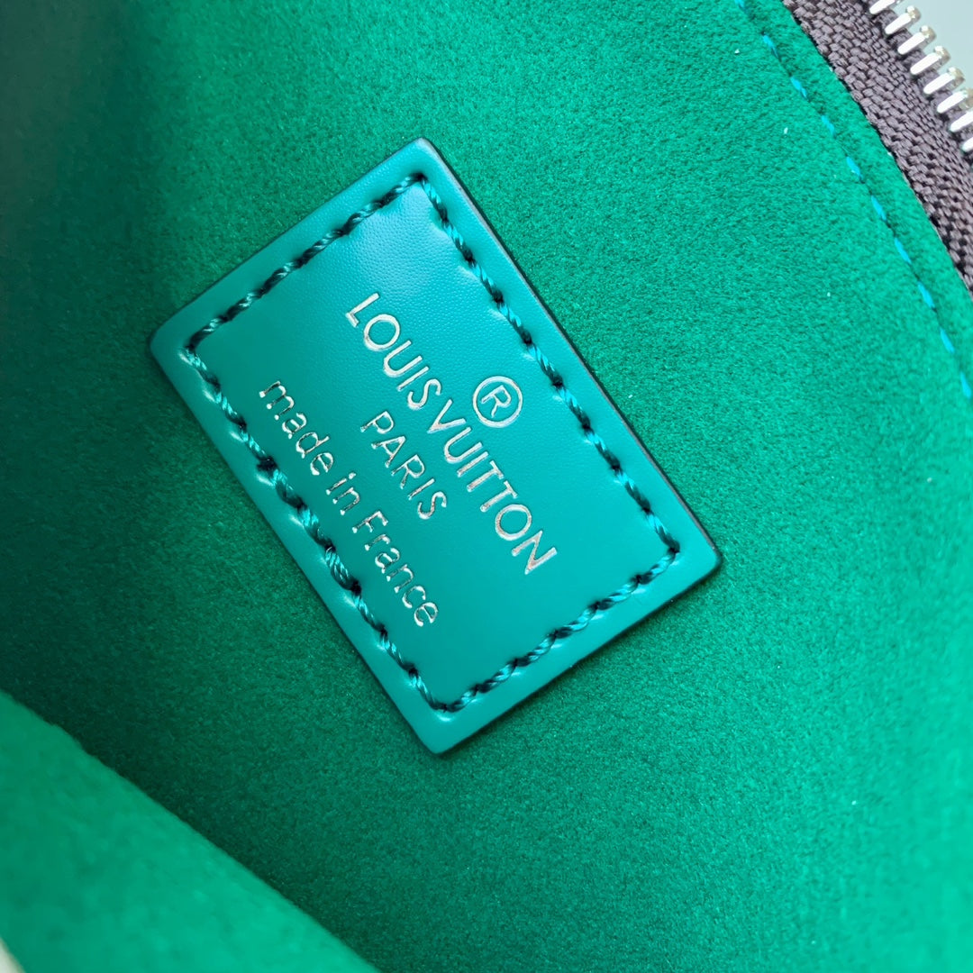 NO¨¦ BB 20 IN GREEN EPI LEATHER