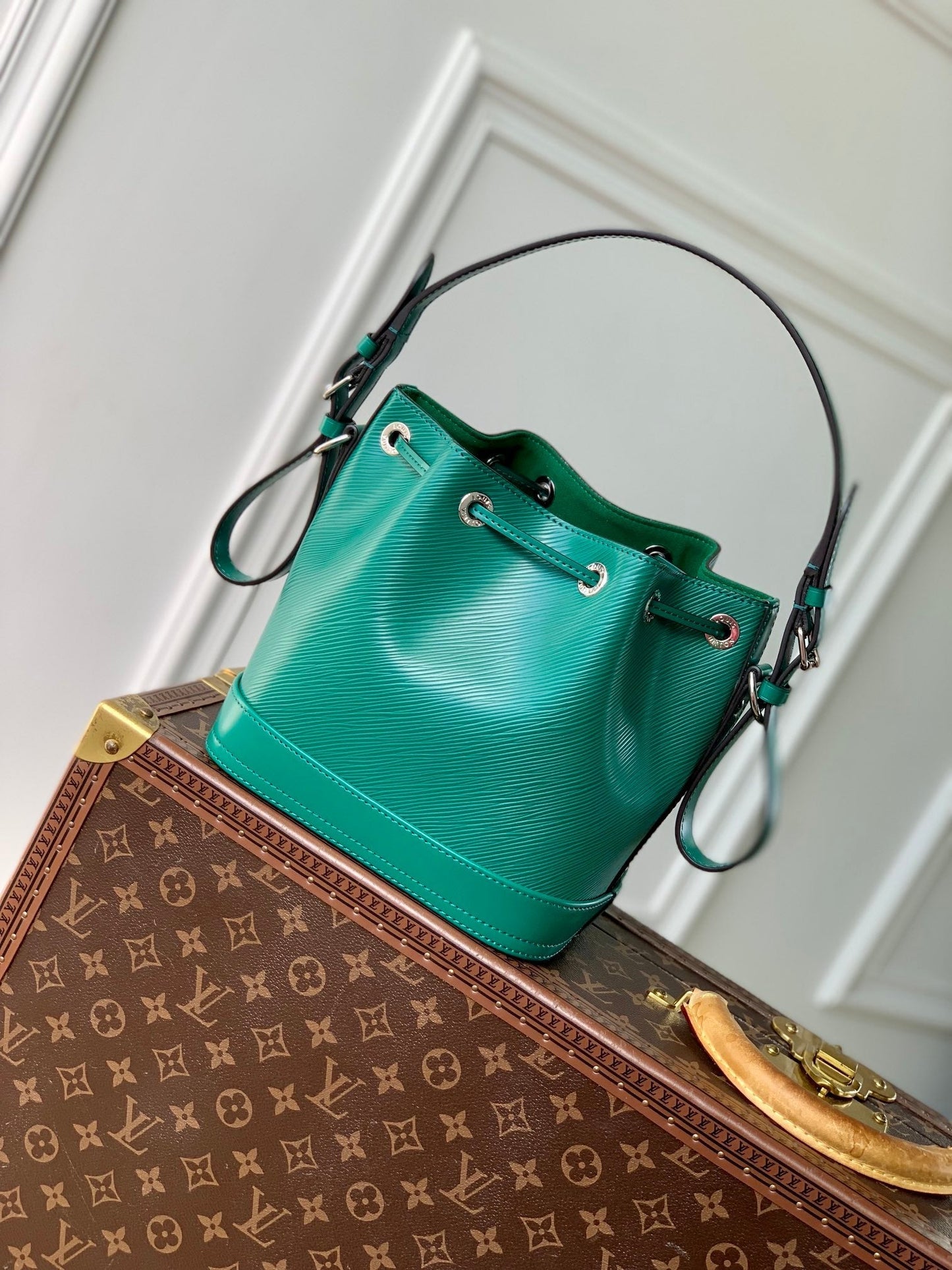 NO¨¦ BB 20 IN GREEN EPI LEATHER