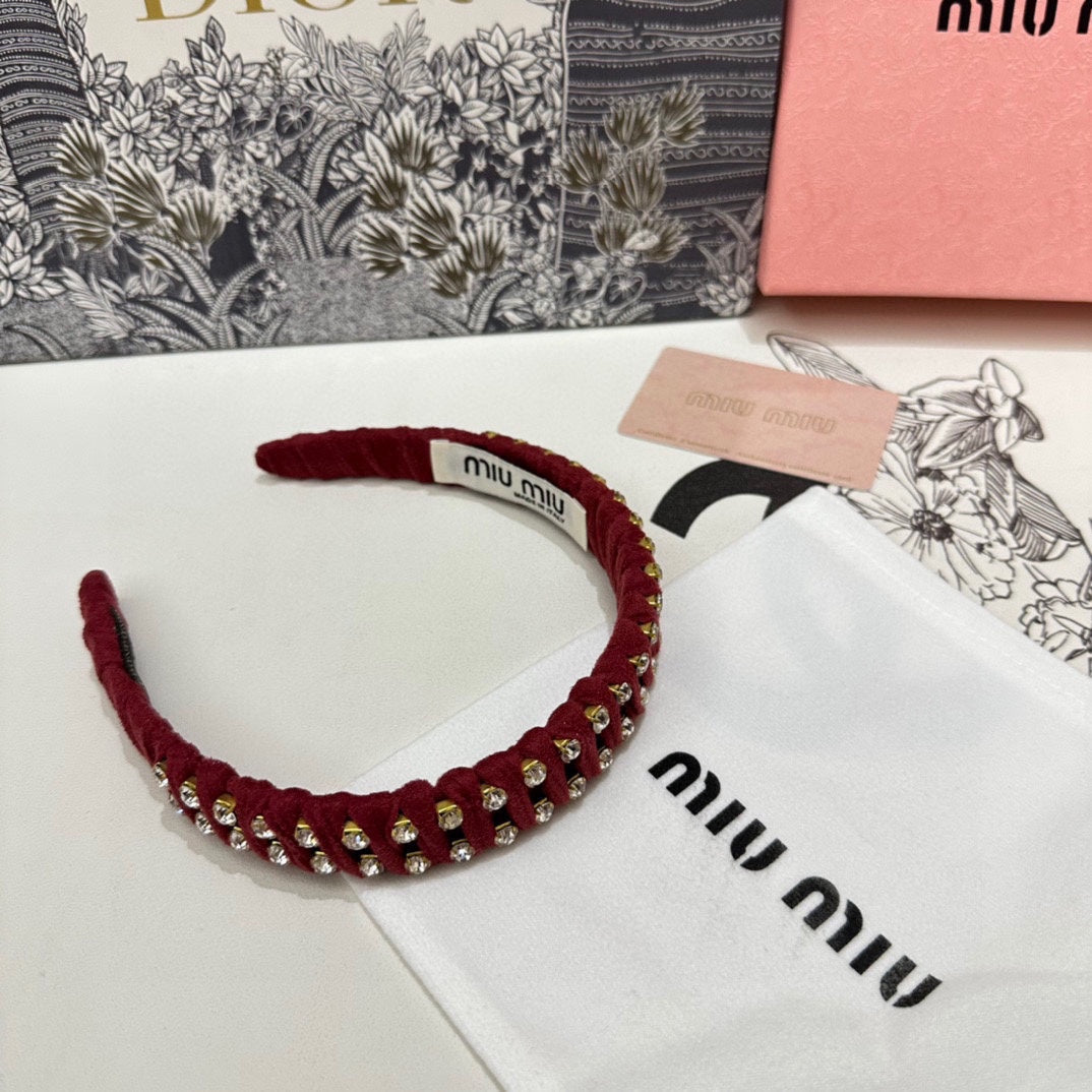 DIADEMA DE FIELTRO ROJO CON DECORACIÓN DE DIAMANTES 230832