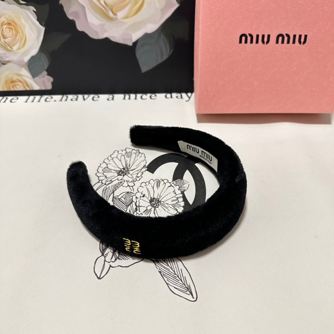 DIADEMA DE TELA FELPA NEGRA 423599