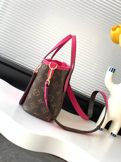 Neverfull 24 Bandouli¨¨re Inside Out BB Red Calfskin