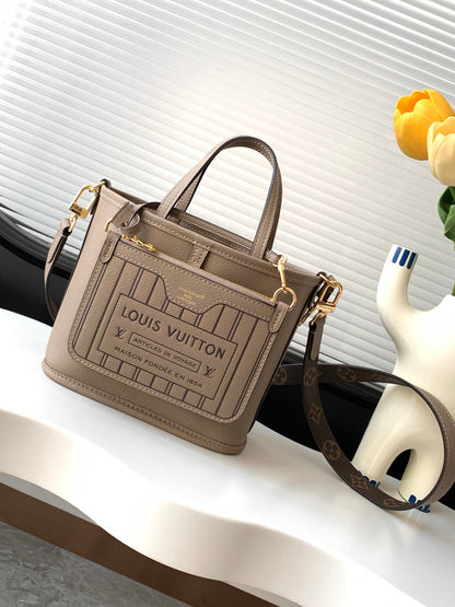 Neverfull 24 Bandouli¨¨re Inside Out BB Grey Calfskin