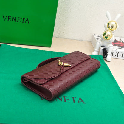 BV Bolso de mano largo Andiamo con asa 31 cm Piel de becerro burdeos Ghw 