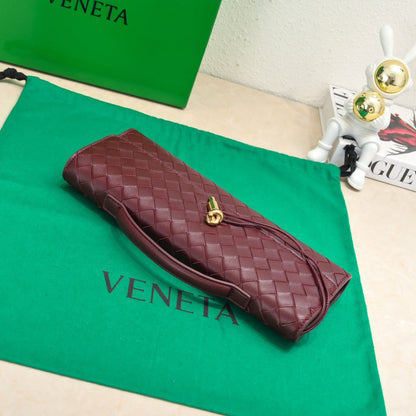 BV Bolso de mano largo Andiamo con asa 31 cm Piel de becerro burdeos Ghw 