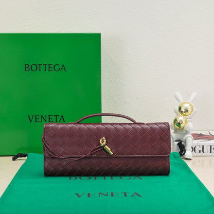 BV Bolso de mano largo Andiamo con asa 31 cm Piel de becerro burdeos Ghw 