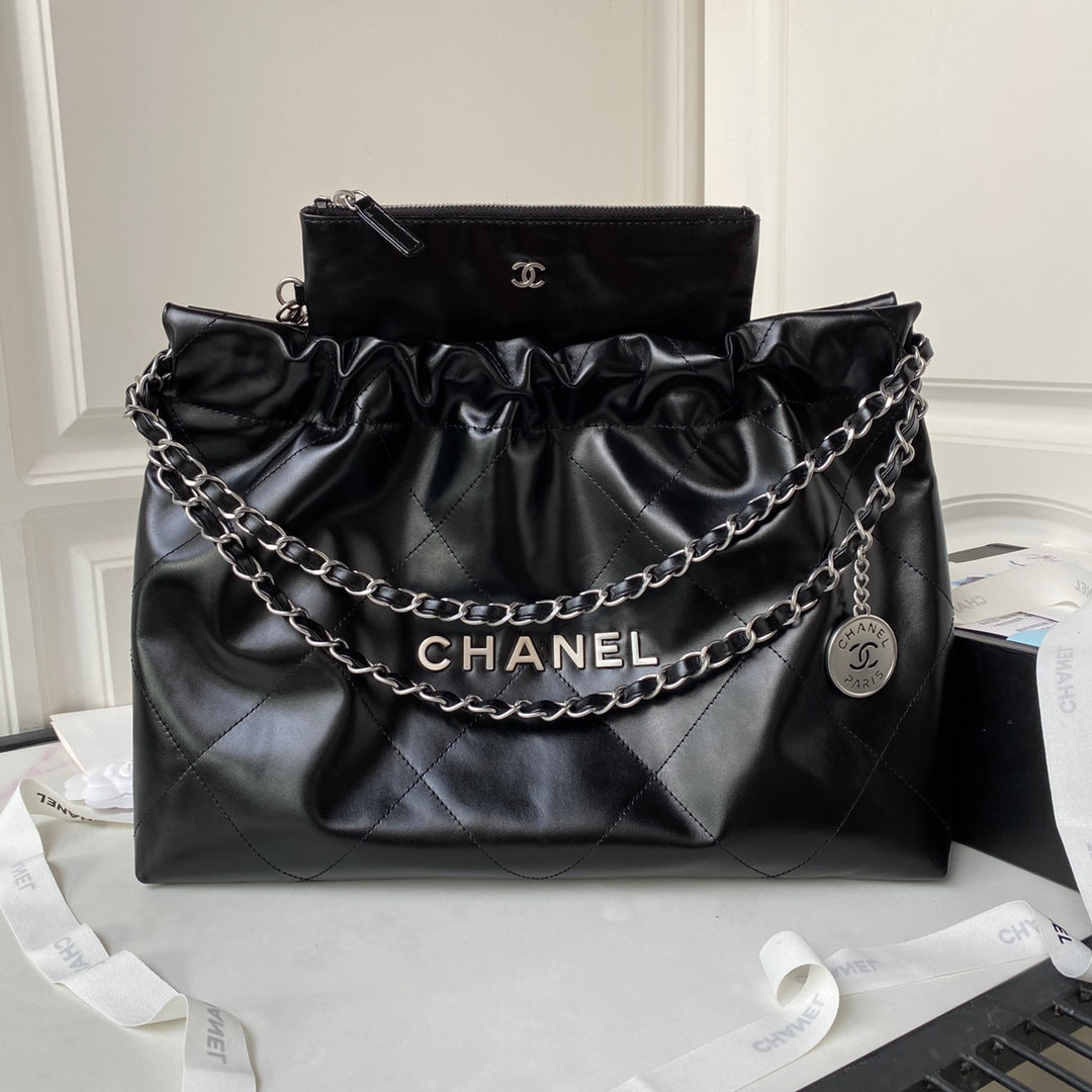 Bolso Hobo 22 CC 24C 45cm Piel de cordero negra