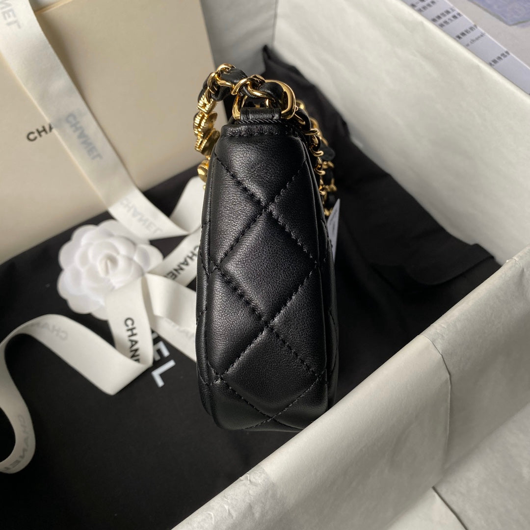 Bolso hobo cc de 24 peniques, 20 cm, piel de cordero negra, herrajes dorados
