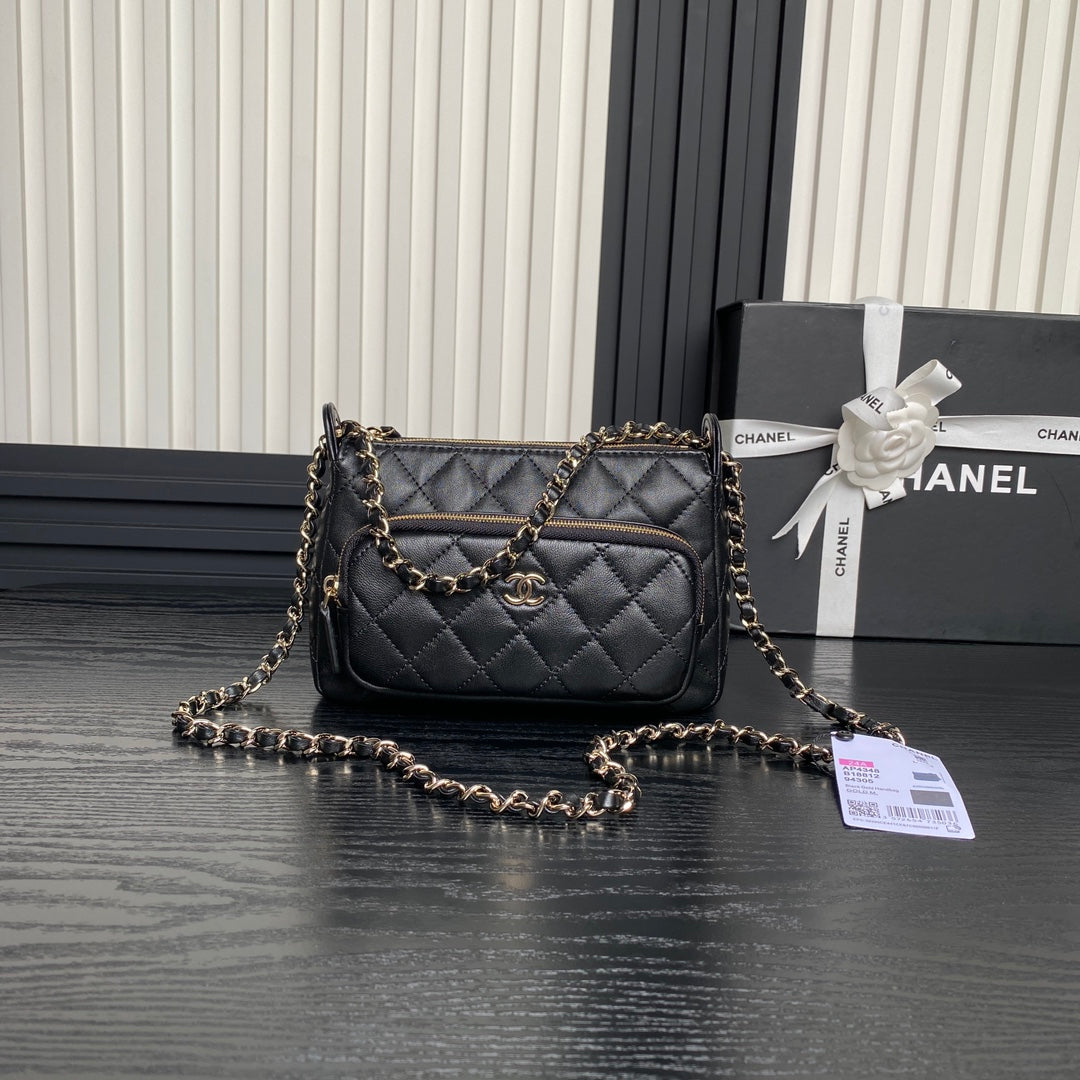 CC 25C Clutch con correa 21cm Piel de becerro negra