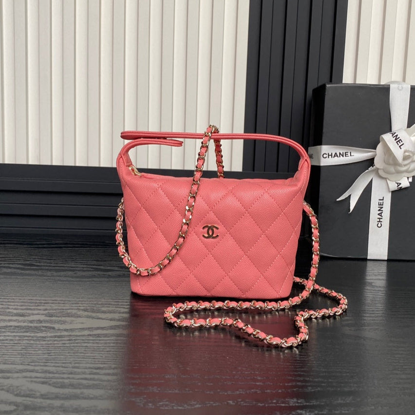 Bolso Hobo CC 25C de 21,5 cm con asa superior en piel de becerro granulada rosa oscuro