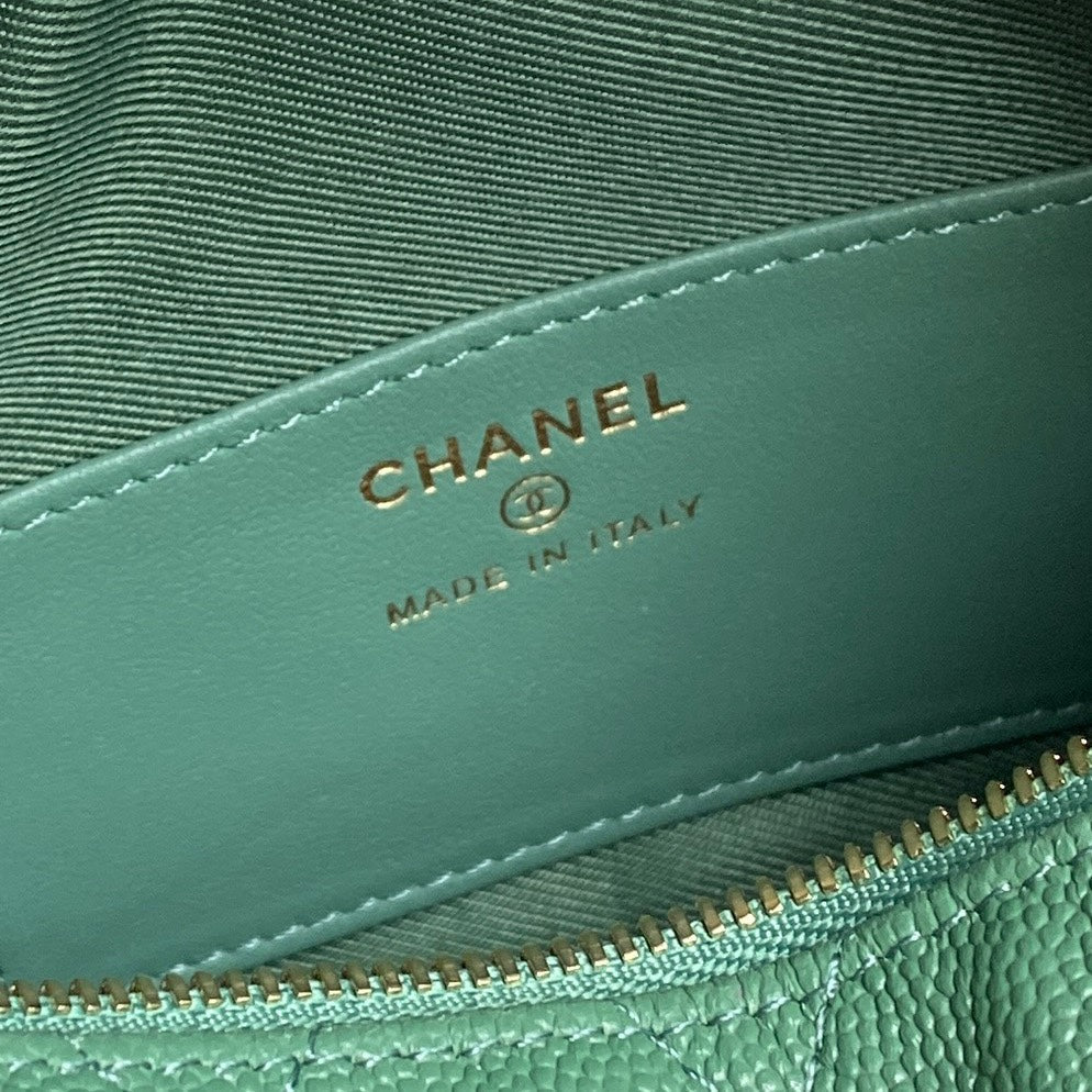 Bolso Hobo CC 25C de 21,5 cm con asa superior en piel de becerro granulada verde oscuro