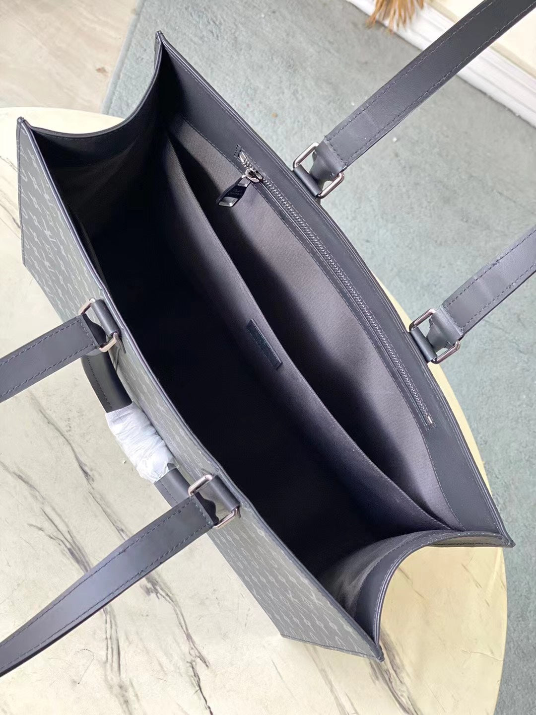 BOLSO PLATA 24H 41 EN LONA ECLIPSE MONOGRAMA GRIS OSCURO