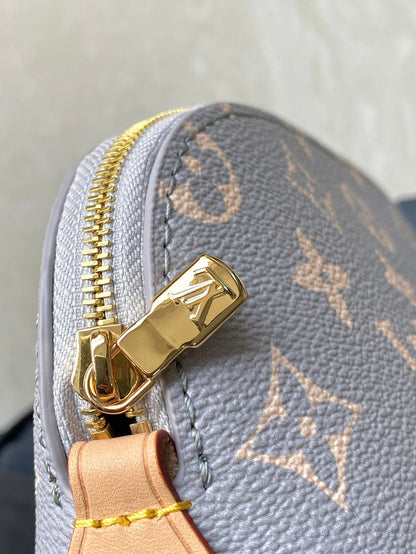 POCHETTE COSMÉTICO PM 19 EN LONA TRIANON CON MONOGRAMA GRIS CREMA