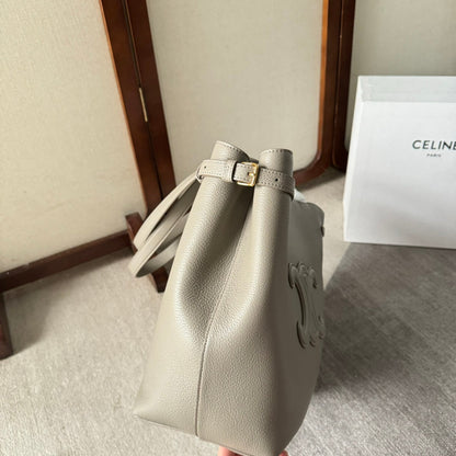CABAS MEDIANO ANA?S CUIR TRIOMPHE 54 EN PIEL DE BECERRO GRANULADA NOMAD