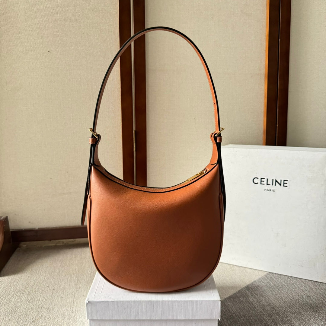 SMALL HELO?SE BAG CUIR 22 IN GINGER ORANGE CALFSKIN EMBOSSED LOGO