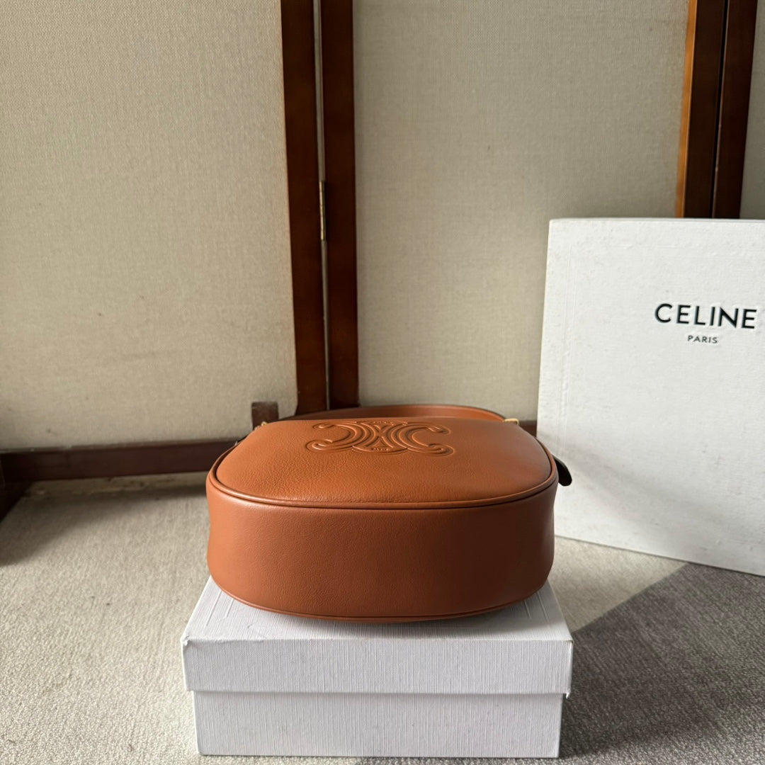SMALL HELO?SE BAG CUIR 22 IN GINGER ORANGE CALFSKIN EMBOSSED LOGO