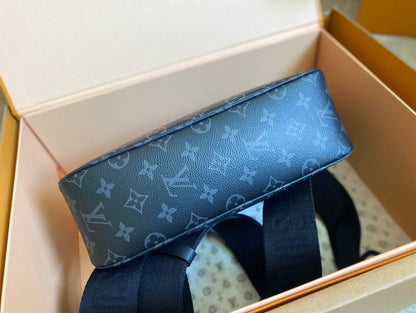 POCHETTE ACCESSOIRE XL 28 DE LONA ECLIPSE MONOGRAMA NEGRO