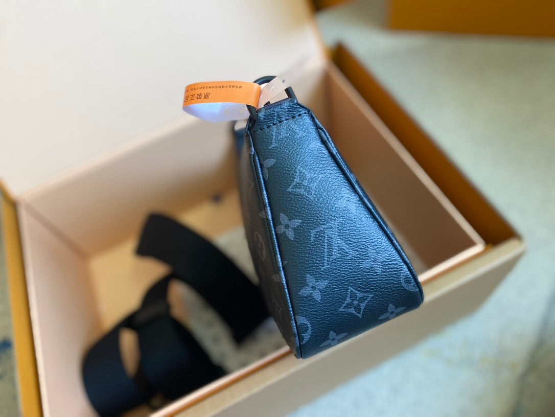 POCHETTE ACCESSOIRE XL 28 DE LONA ECLIPSE MONOGRAMA NEGRO