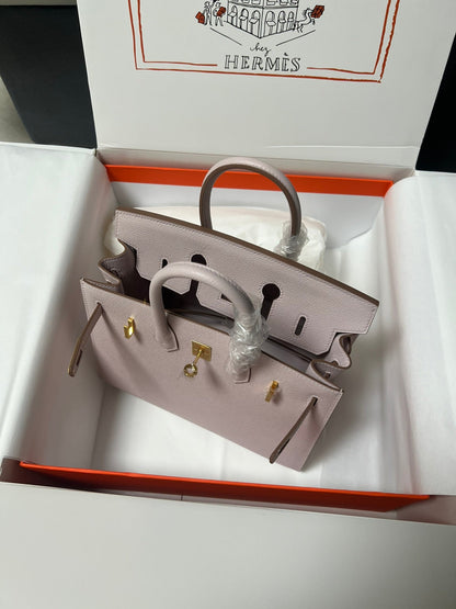 HM BIRKIN SELLIER PIEL EPSOM ROSA CLARO CON HERRAJES DORADOS