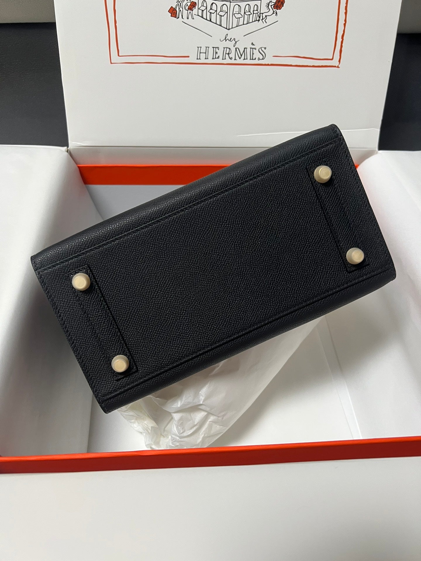 HM BIRKIN SELLIER PIEL EPSOM NEGRA CON HERRAJES DORADOS