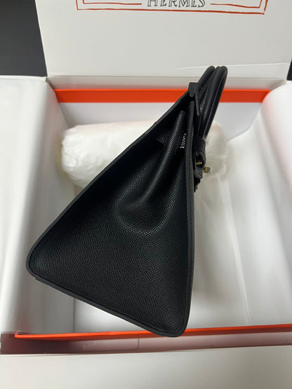 HM BIRKIN SELLIER PIEL EPSOM NEGRA CON HERRAJES DORADOS