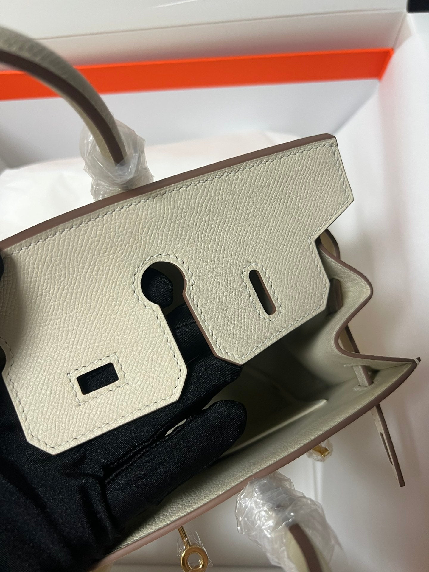 HM BIRKIN SELLIER CREMA EPSOM CUERO HIERROS DORADOS