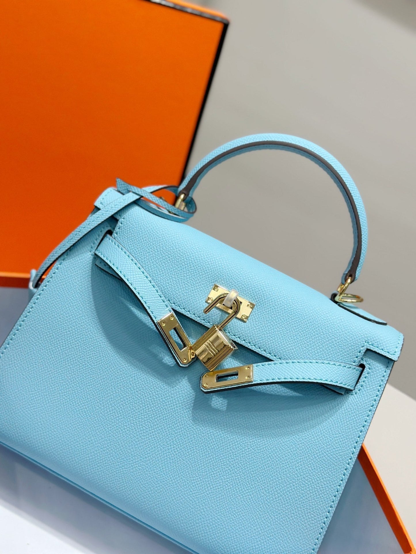 HM Kelly 25 cm Tiffany Blue Epsom Cuero Herrajes Dorados