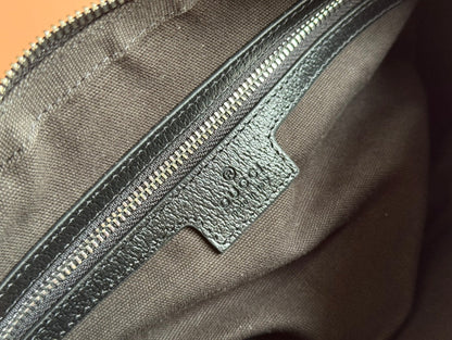 PETIT SAC BANDOULIÈRE 24 AVEC ÉTIQUETTE EN CUIR DE VEAU NOIR ET BORDURE EN TOILE