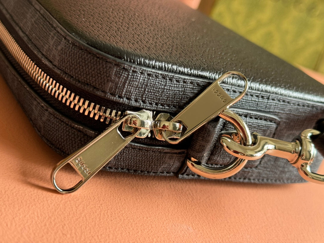 PETIT SAC BANDOULIÈRE 24 AVEC ÉTIQUETTE EN CUIR DE VEAU NOIR ET BORDURE EN TOILE