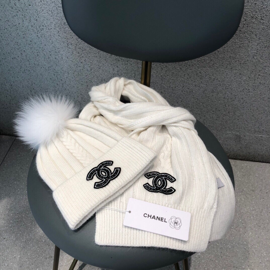 CONJUNTO BUFANDA Y GORRO EN LANA BLANCA 420820 
