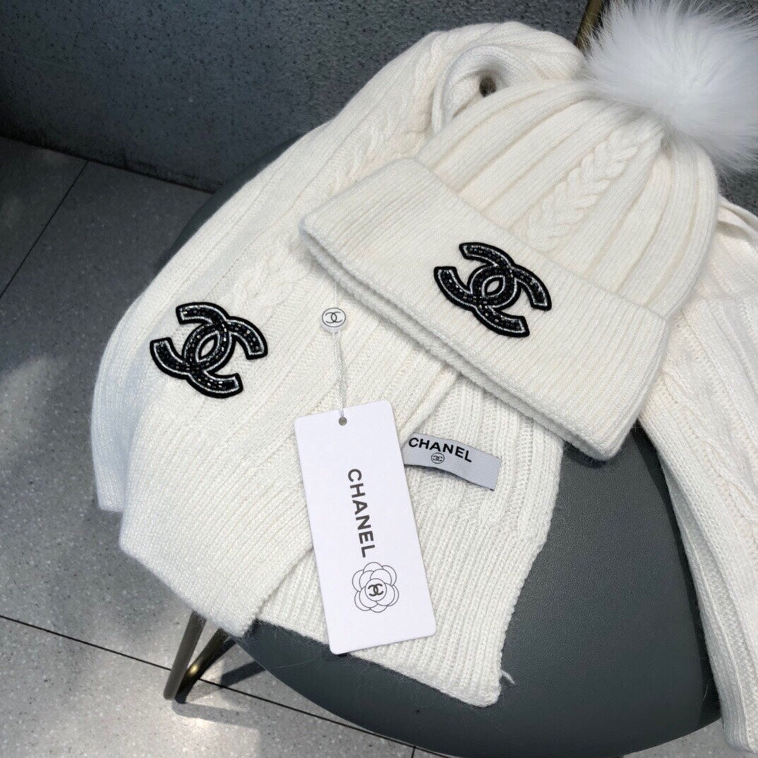 CONJUNTO BUFANDA Y GORRO EN LANA BLANCA 420820 
