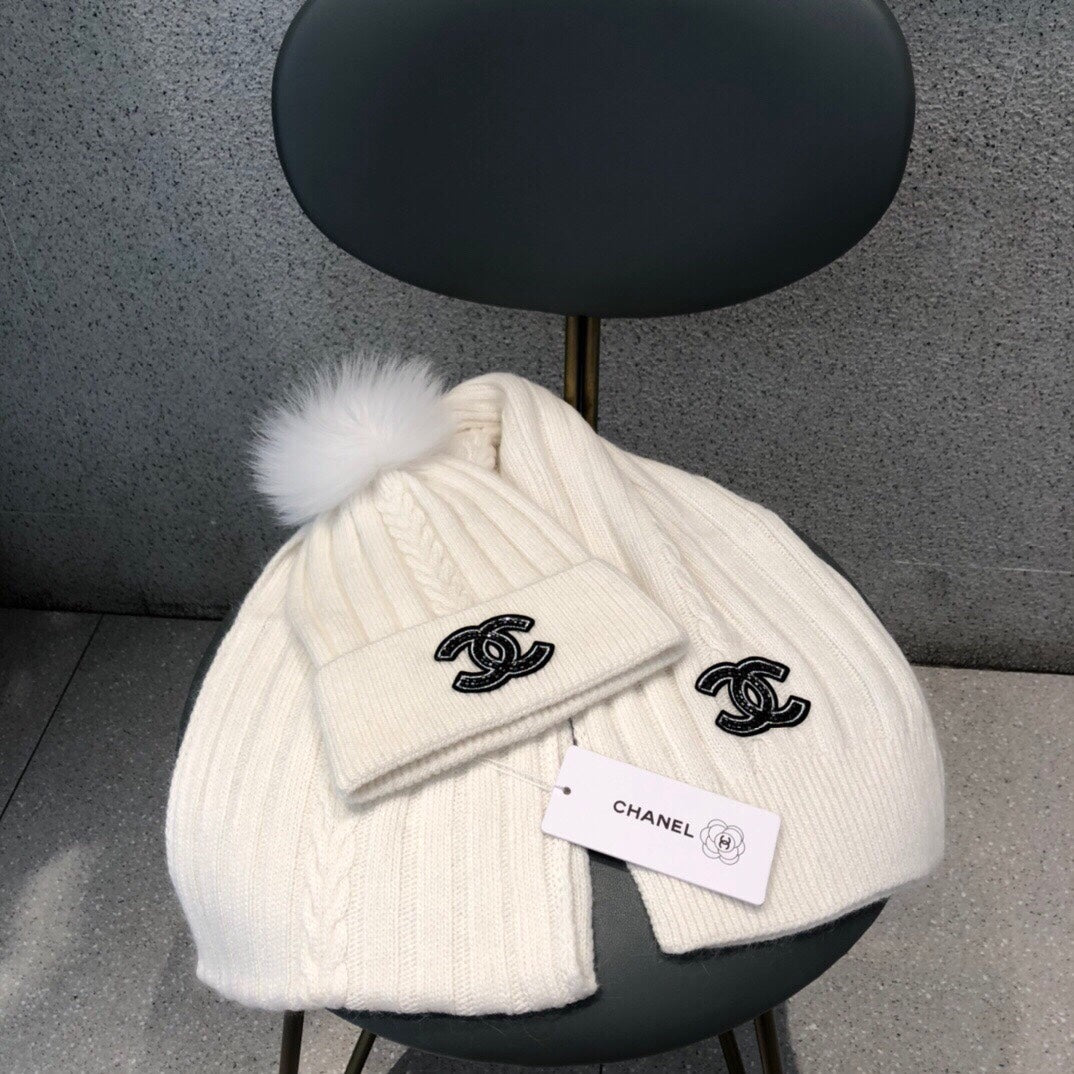 CONJUNTO BUFANDA Y GORRO EN LANA BLANCA 420820 
