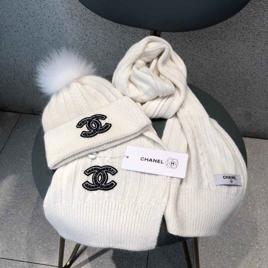 CONJUNTO BUFANDA Y GORRO EN LANA BLANCA 420820 