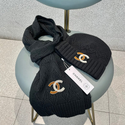 CONJUNTO GORRO Y BUFANDA EN LANA NEGRA 420823 