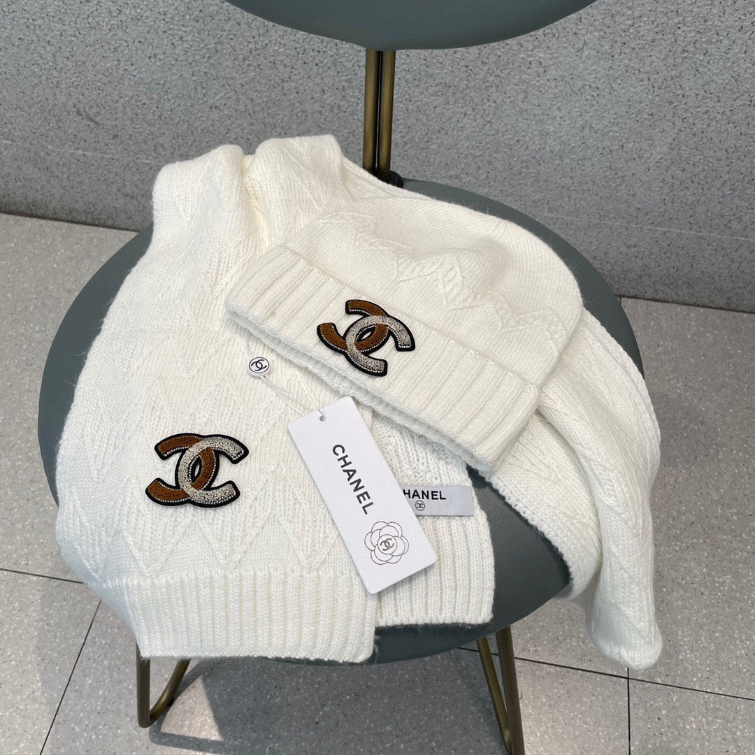 CONJUNTO GORRO Y BUFANDA EN LANA BLANCA 420824 